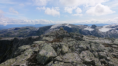Skjerdingane Øst. View south.