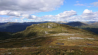 Approaching Stølshorgi