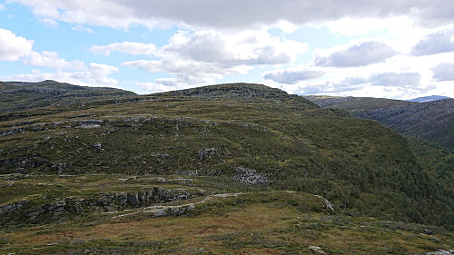 Looking back at Bakkaheii from Stølshorgi