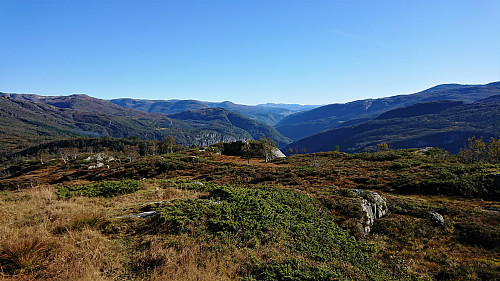 East from Slåttenovi