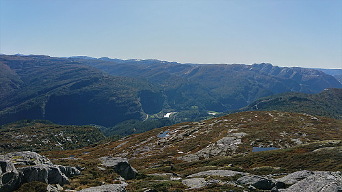 Towards Bolstadøyri from Hatlekinni