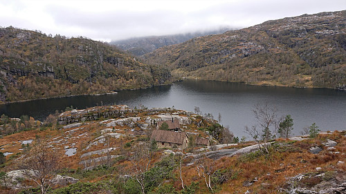 Looking back at Kalvedalshytta