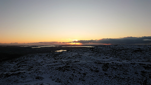 View west from Soriabakken