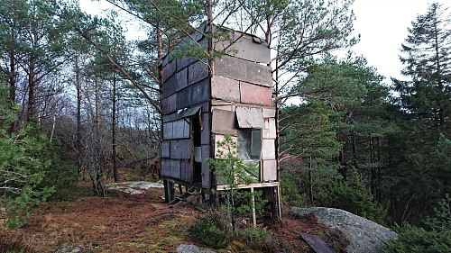 Building southwest of Ørneberget NV