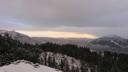 View south from south of Fløyvarden
