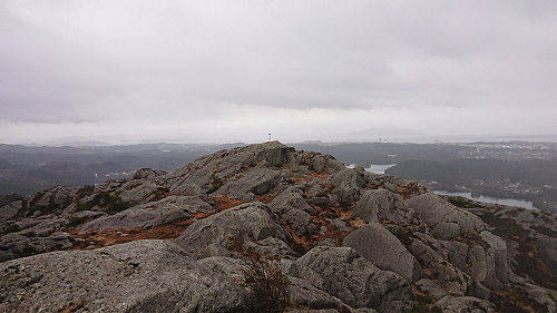 View toward the trig marker from the summit of Utslettefjellet