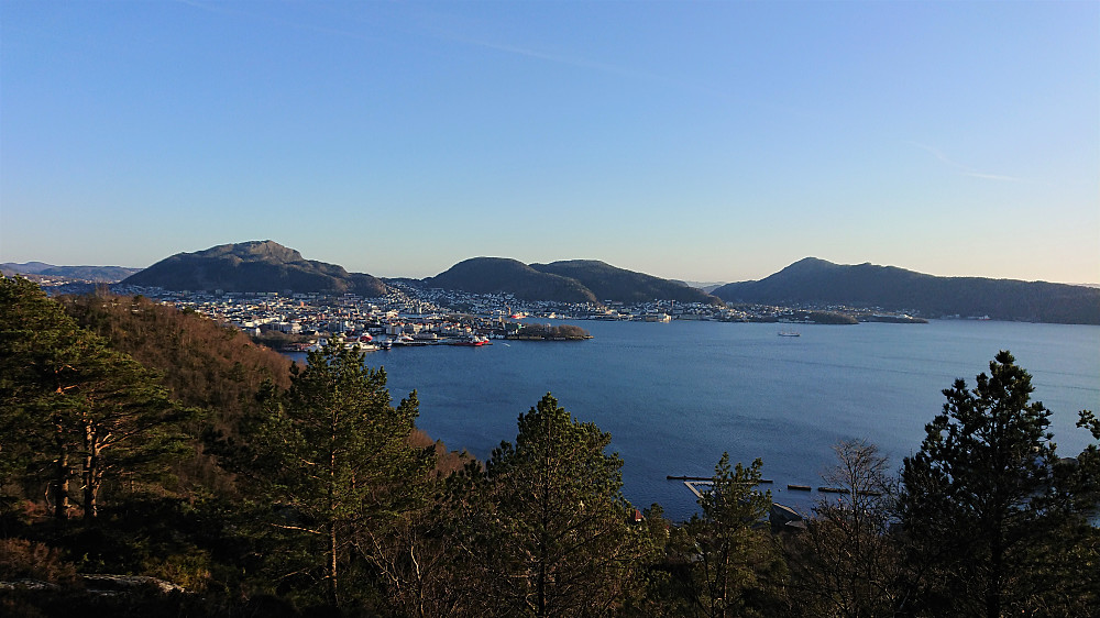 View southwest from Håmanen