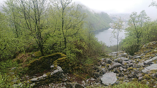 Kviturhytten with Svartediket in the background