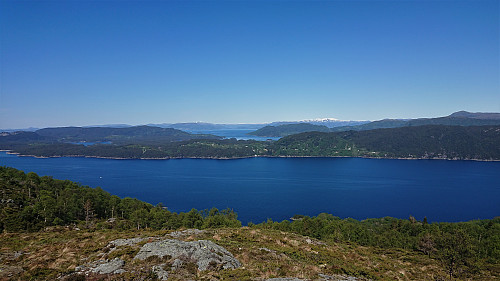 Northeast from south of Handfjellsåta