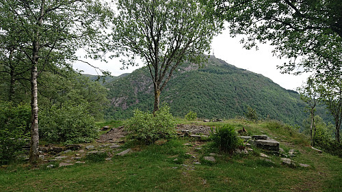 Café Knatten with Ulriken in the background