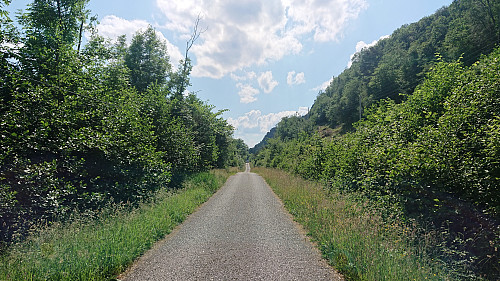 South along Skorpevegen