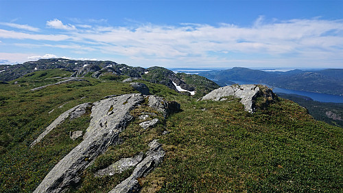 Southwest from Skorafjellet with Austre Stemmefjellsnakken in the background left