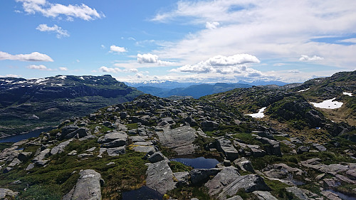 South/southeast from Fossabotnsnakkane with Ottanosi to the left