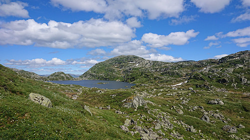 Skadvatnet and Solafjellet