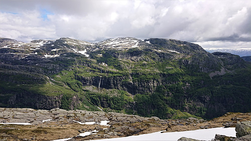 Towards Gjønakvitingen from Kjerringafjell