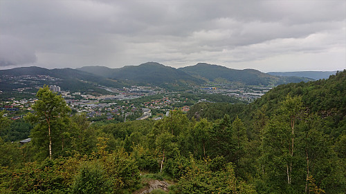 Descending towards Kolåsen