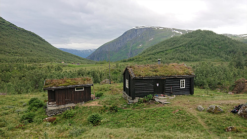 Vigdalstøl with Fivlenosi (and Storhaug) in the background