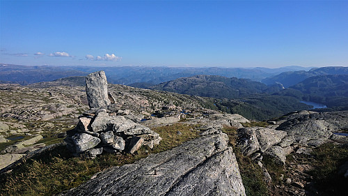 Southeast from Tverrvassfjellet