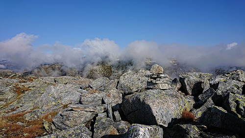 Towards Tveitakvitingen from Gavlen