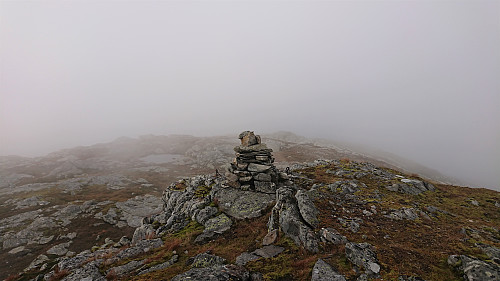 Back at Kikenosi and back inside the fog