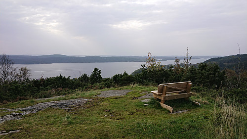 Hoplandsfjellet with Herdlefjorden and Askøy in the background