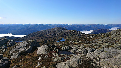 Looking back at Styveshorgi from the ascent
