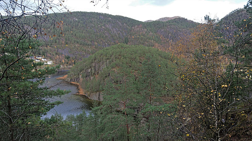 Descending towards Fethaugen