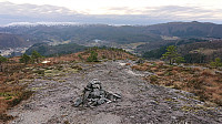 Descending towards Svartafjellet