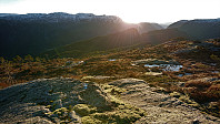 Marked trail SE from Vardafjellet