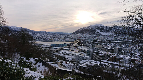 Southwest from Fjellveien with Løvstakken to the right