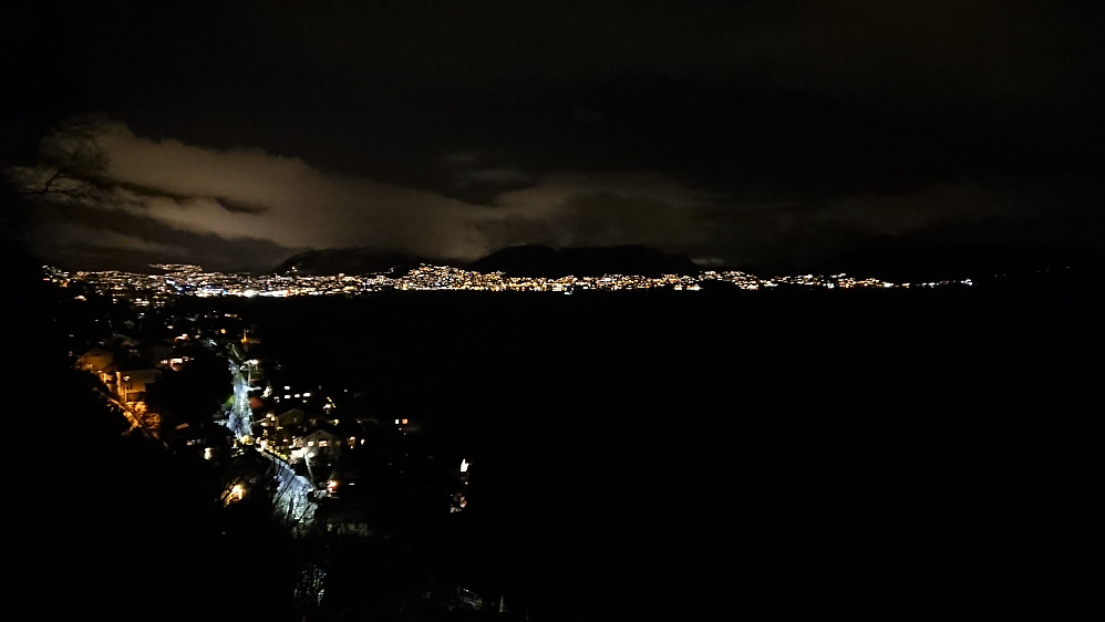 Towards the Bergen city center from Dronning Mauds Utsikt i Helleveien