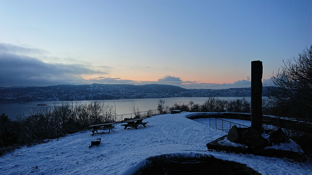 Northwest from Hellen festning