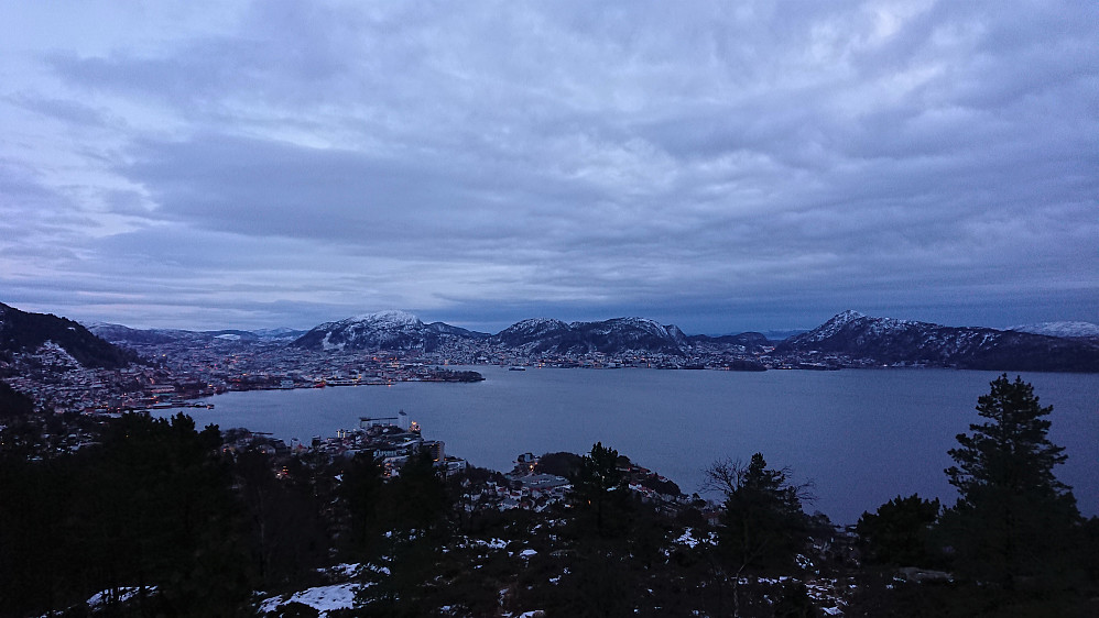 Towards the Bergen city center from Ørneberget