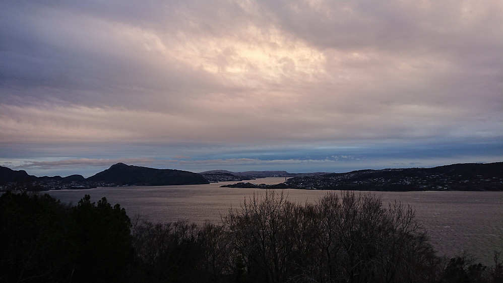 Towards Askøybroen from Hellen festning