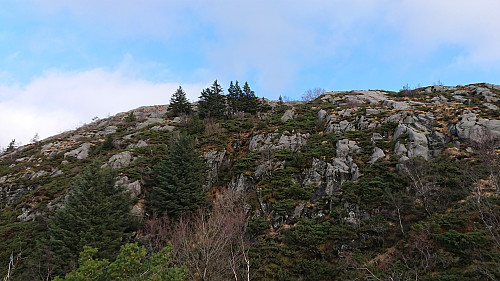 Looking up at the ruins of Kveldsol at Søre Midtfjellet