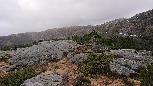 Nordre Midtfjellet with the antenna at Rundemanen in the background