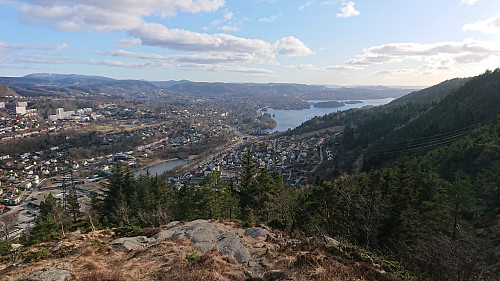 Descending towards Løvstien sør