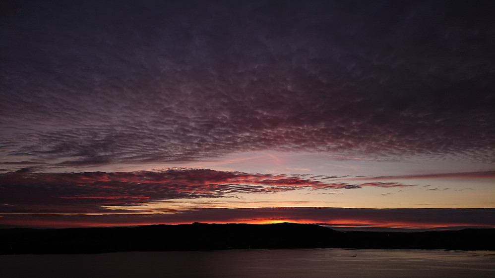 Sunset from above Lønborglien