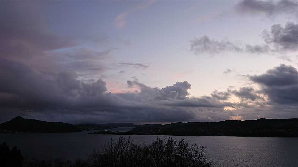 Towards Askøybroen from Hellen festning