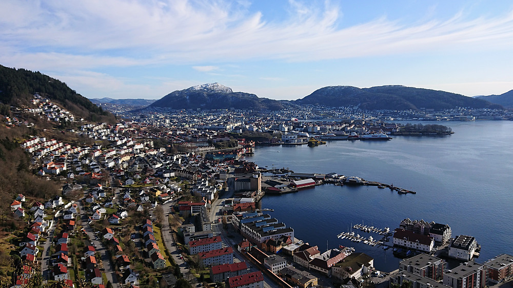 Towards the Bergen city center from Sandviksbatteriet