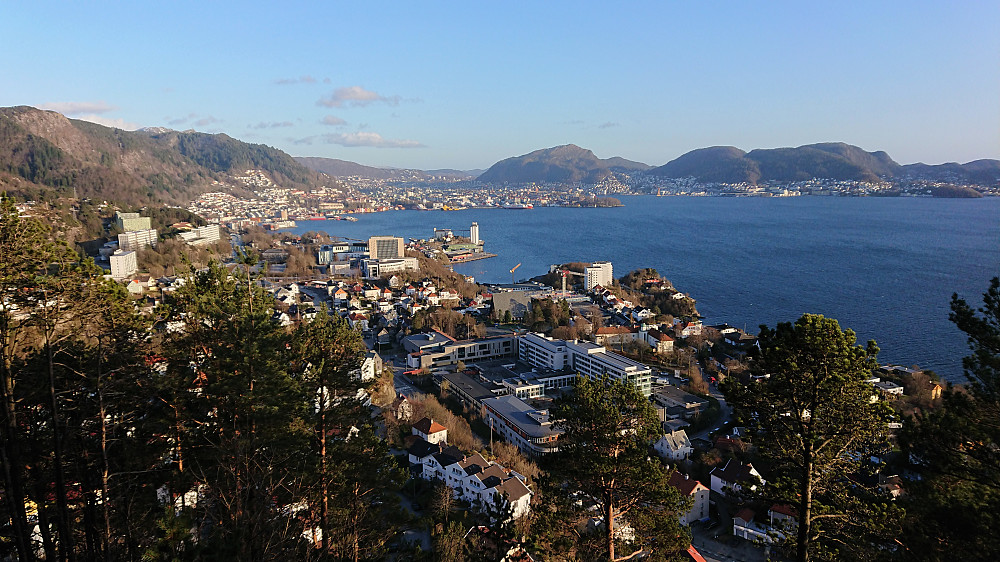 Towards the Bergen city center from the trig marker at Furukammen