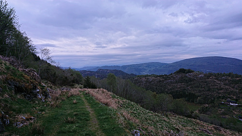 The tractor road on the way down to the parking lot