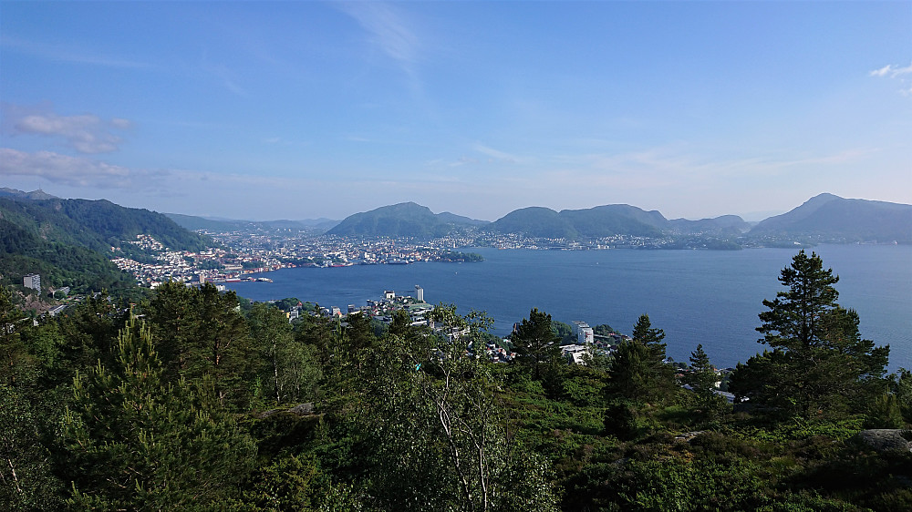 Towards the Bergen city center from Ørneberget