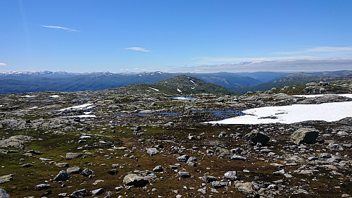 Looking back at Horn from the marked trail to Volahytta