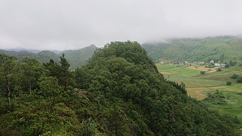 Looking back at the unnamed hill south of Vardane and Beitelen