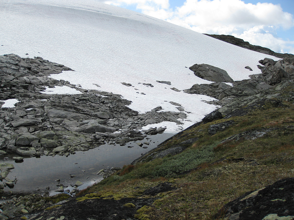 Fortsatt snø i fjellet