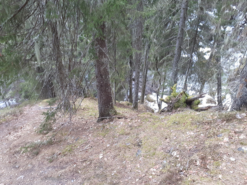 Her går det ned i gjuvet, og vi snudde