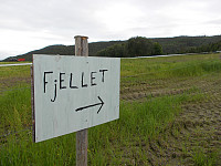 Veiviser ved Aspåsen ved bomveien.