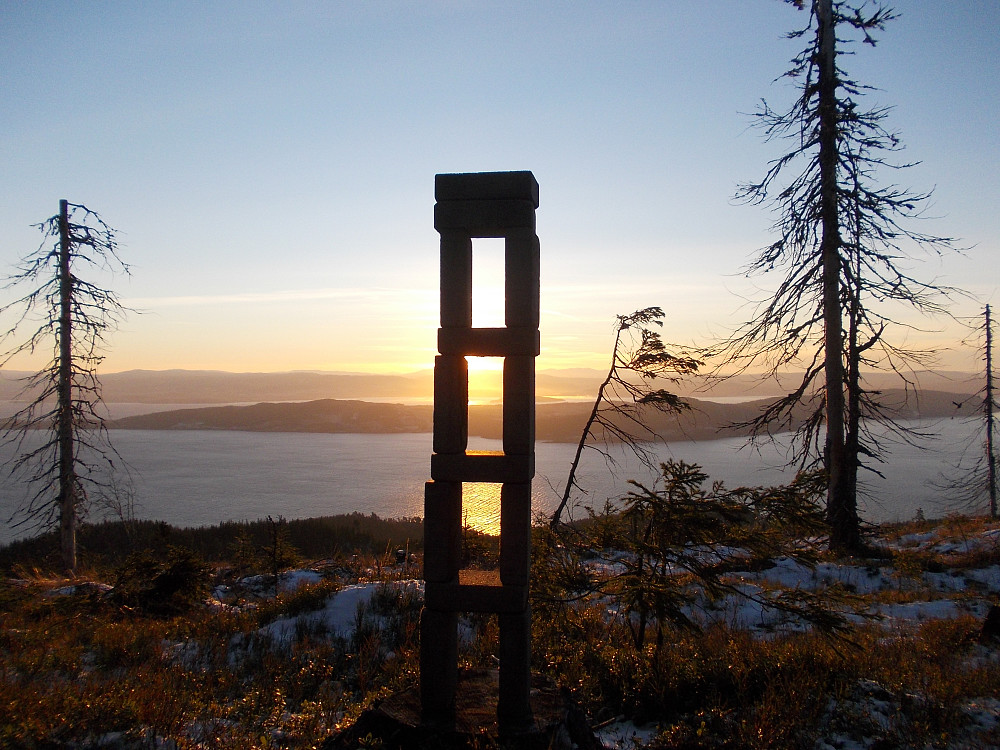 Fantastisk utsikt mot Ytterøya fra utkikkspunktet på Storlia