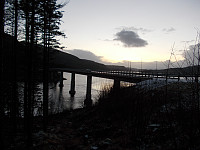 Vetterhusstraumen bru etter solnedgang